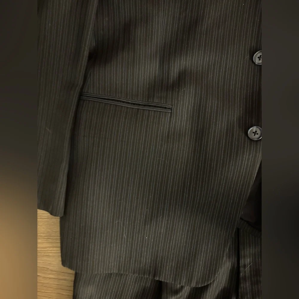 Custom Suit - Picture 6 of 16